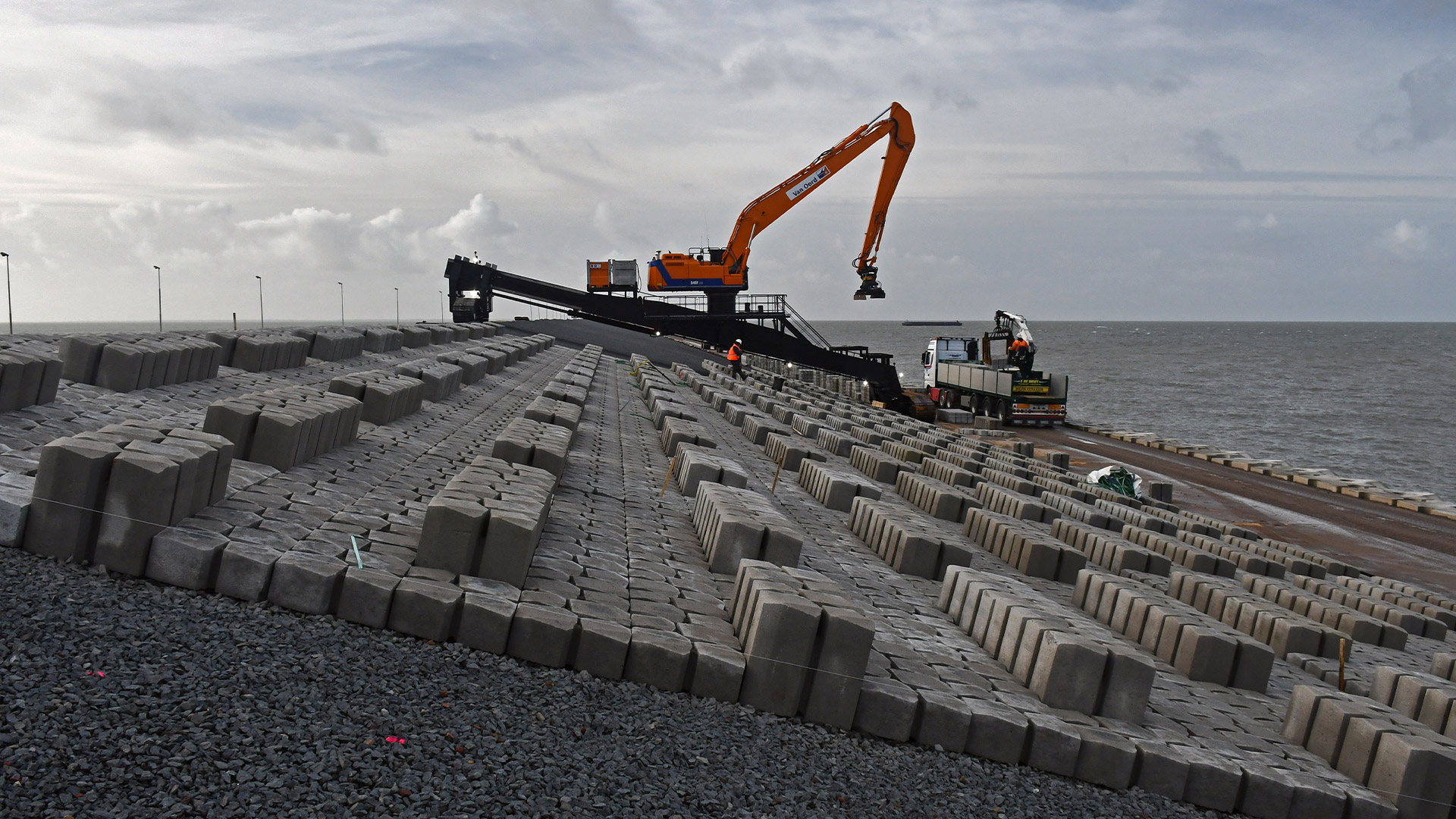 Aflsluitdijk-1920x1080px-05
