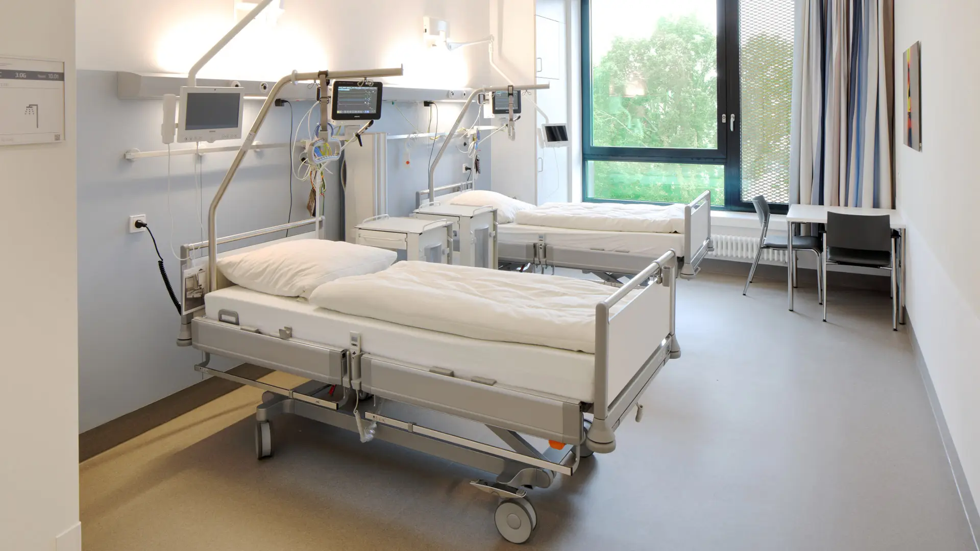 University-Hospital-Schleswig-Holstein-1920x1080px-03